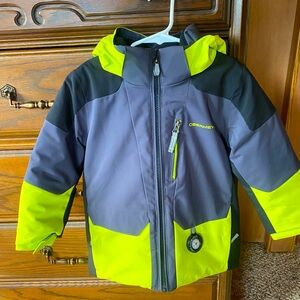 Obermeyer toddler boys ski jacket - size 3. Never worn.